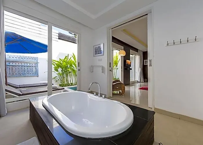 Great 1br Private Pool In Center Seminyak ホテル